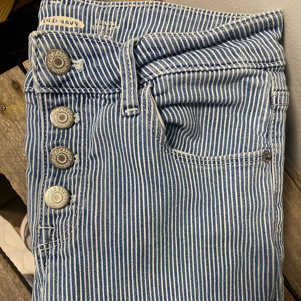 Old navy Rockstar super skinny midrise Navy striped jeans sz 2